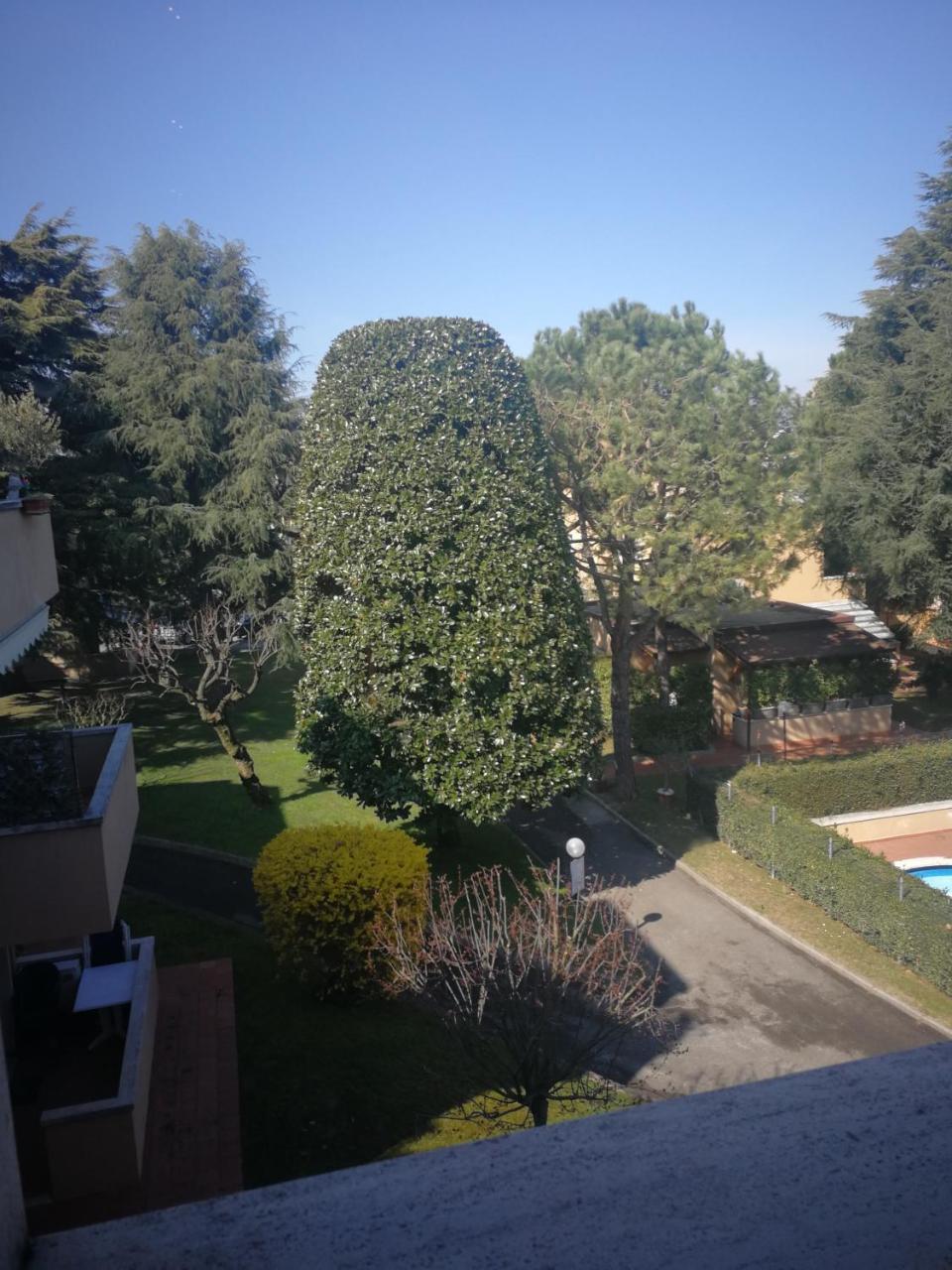 Appartamenti Massimiliano 페스키에라델가르다 외부 사진